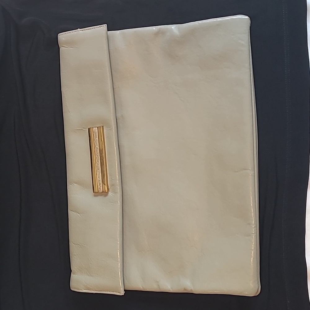 Ruth Saltz Chic Vintage Soft Grey Buttery Leather Clutch Fold Over - Picture 12 of 13
